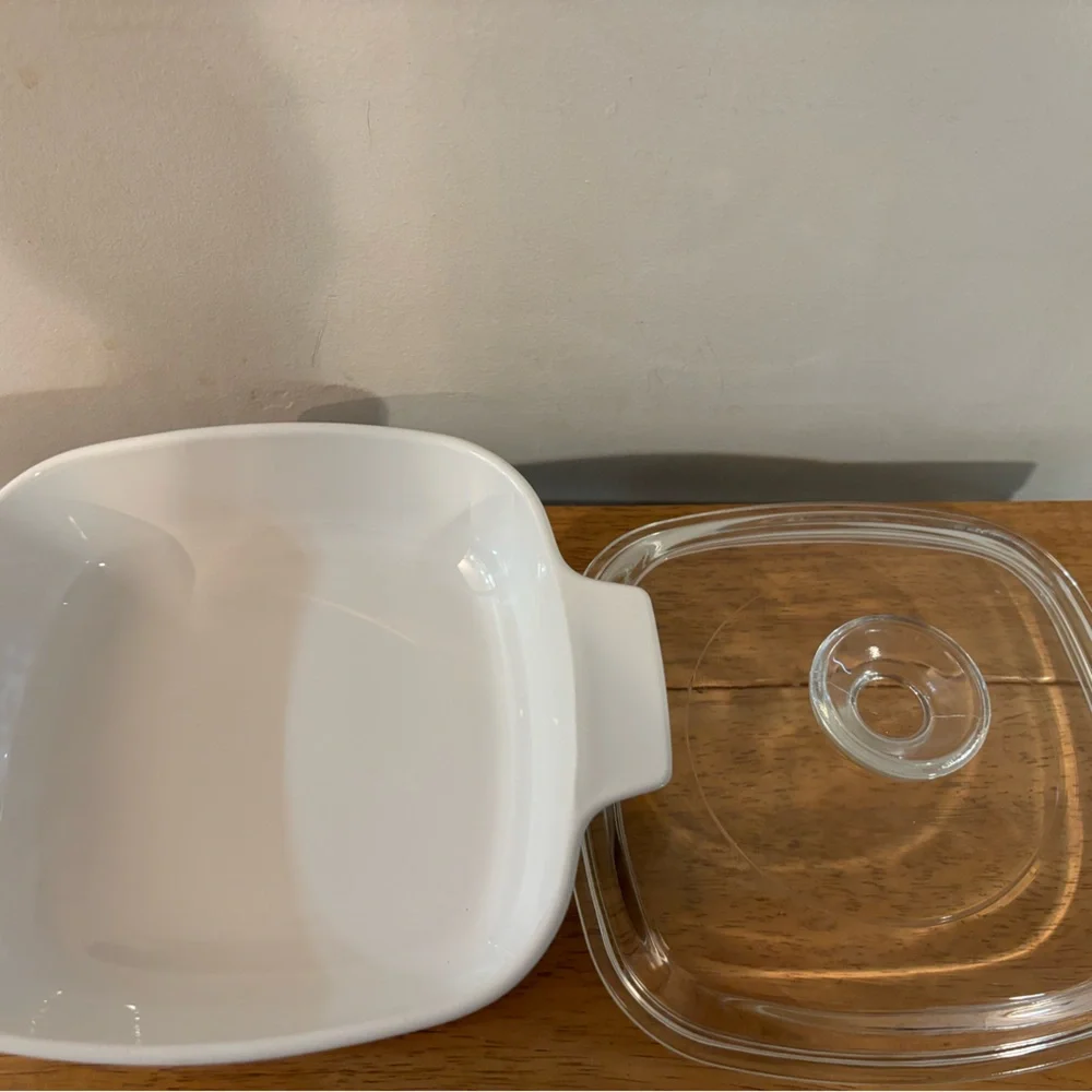 Corning Ware Spice of Life L'Echalote 1 quart casserole dish with glass lid